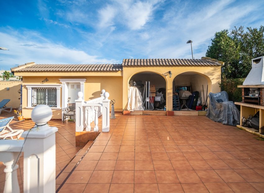 Herverkoop - Villa - Torrevieia - LOS BALCONES - LOS ALTOS