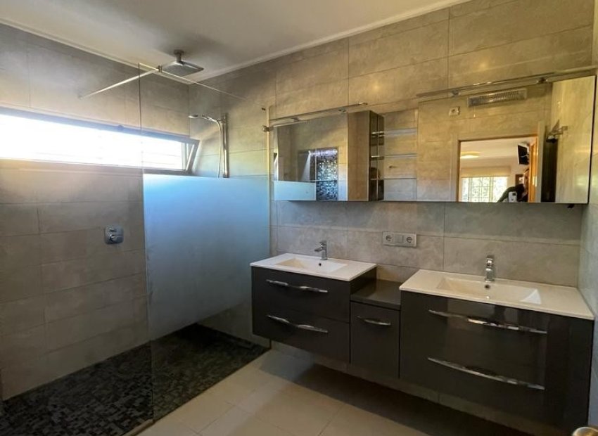 Herverkoop - Villa - Torrevieia - Los Balcones