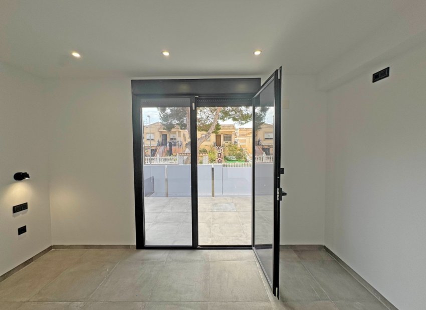 Herverkoop - Villa - Torrevieia - Los Balcones