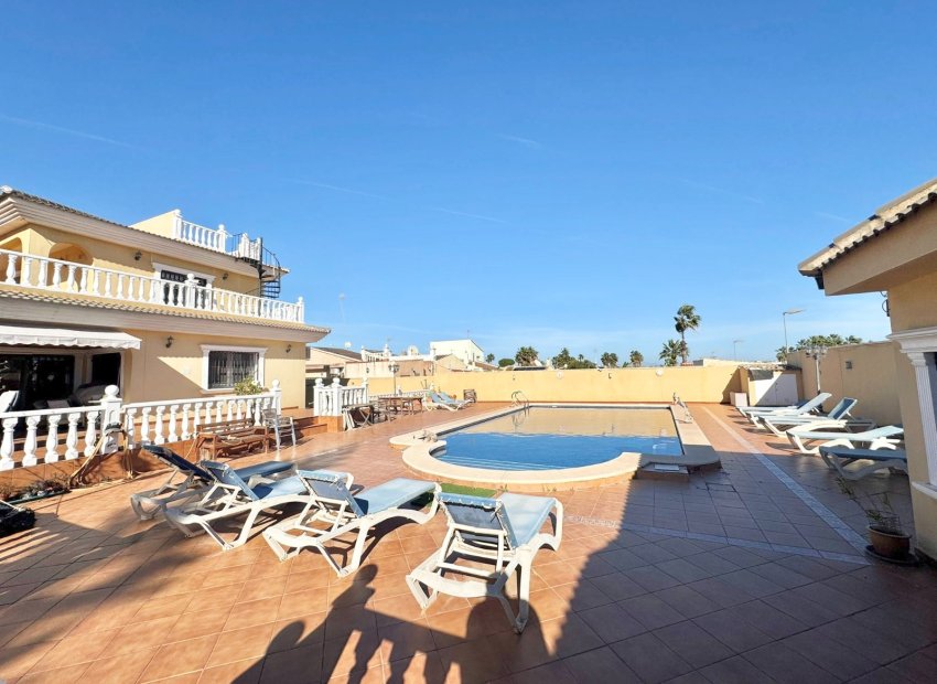 Herverkoop - Villa - Torrevieia - Los Balcones