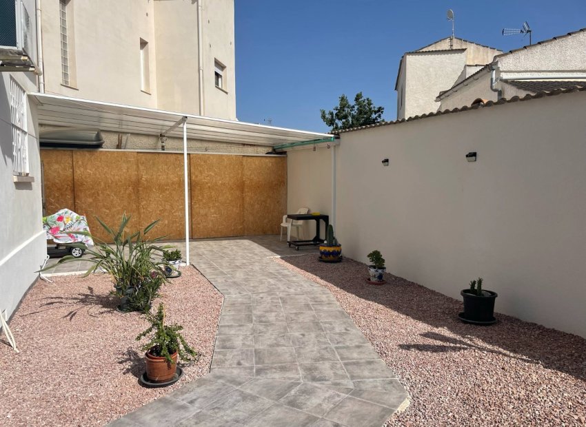 Herverkoop - Villa - Torrevieia - San Luis