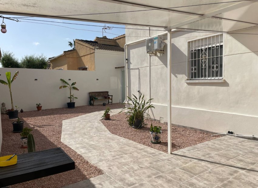 Herverkoop - Villa - Torrevieia - San Luis