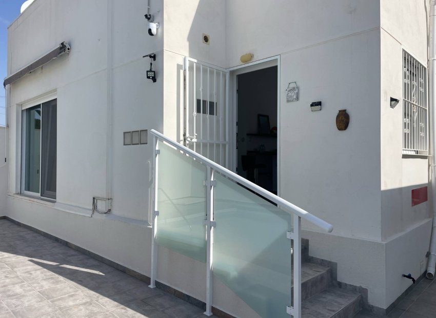 Herverkoop - Villa - Torrevieia - San Luis