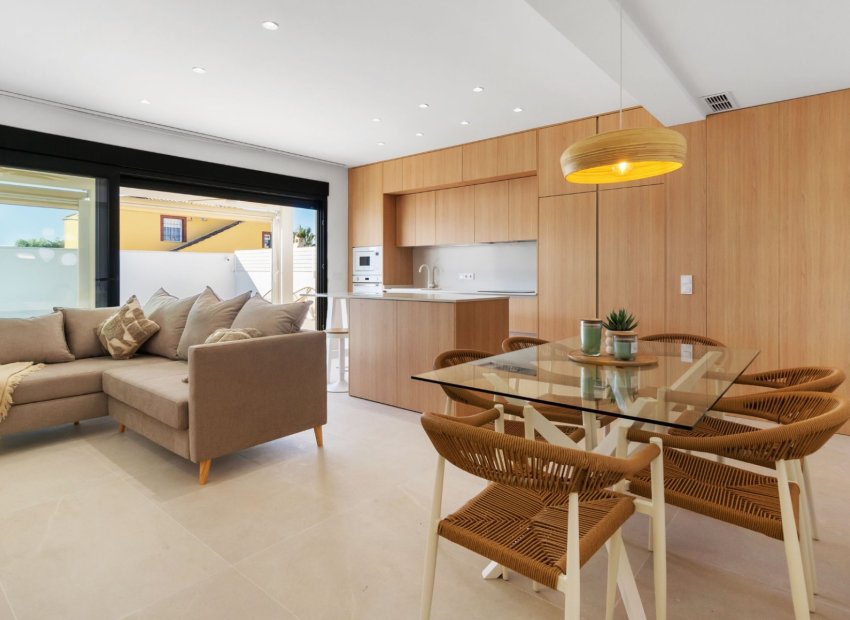 Herverkoop - Villa - Torrevieia - San Luis