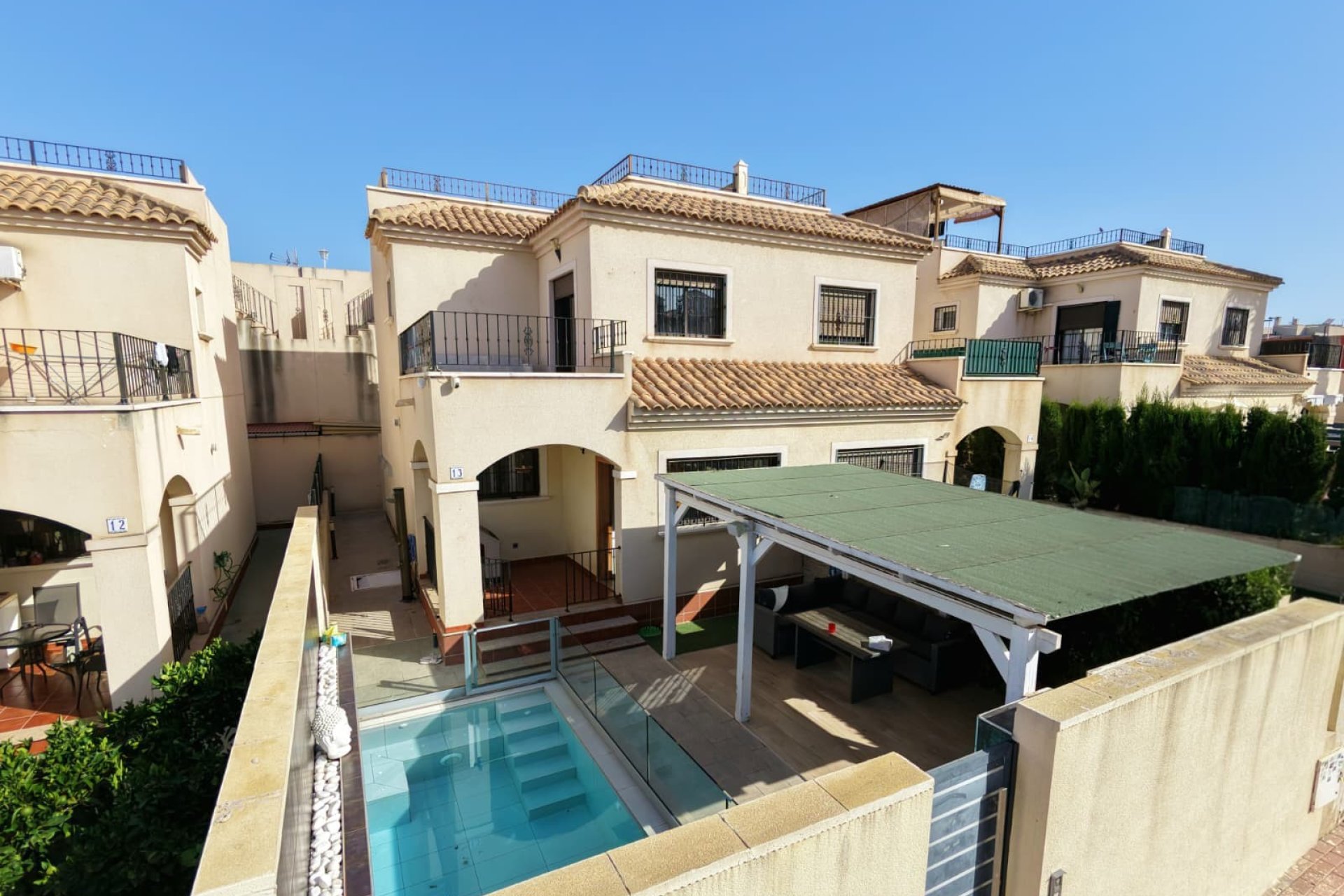 Herverkoop - Villa - Torrevieia - Sector 25