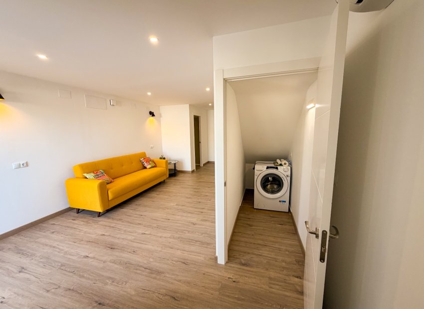 Herverkoop - Villa - Torrevieia - Torre del Moro