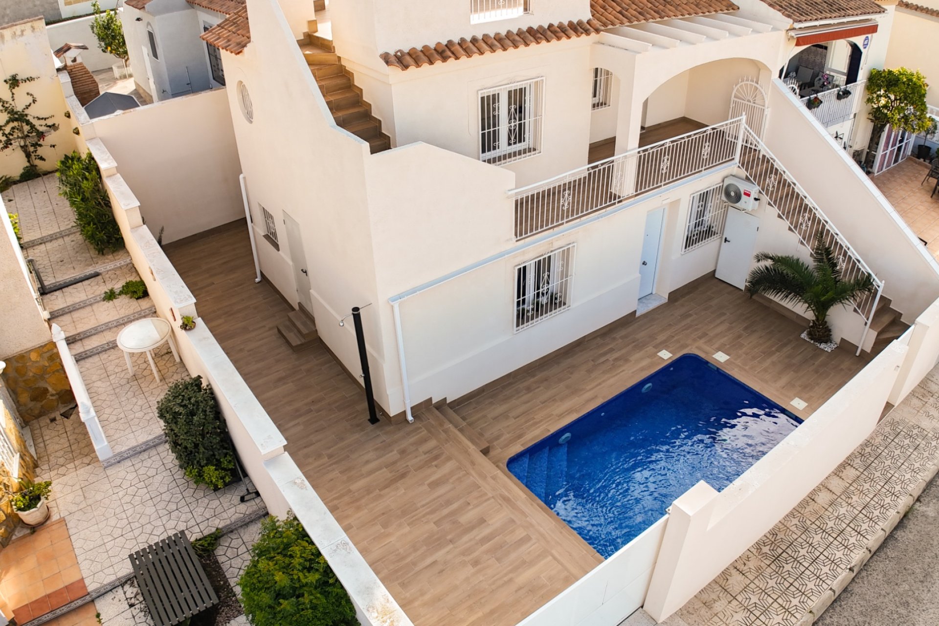 Herverkoop - Villa - Torrevieia - Torre del Moro