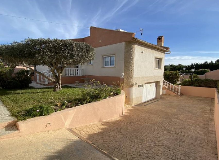 Herverkoop - Villa - Torrevieia - Torrevieja