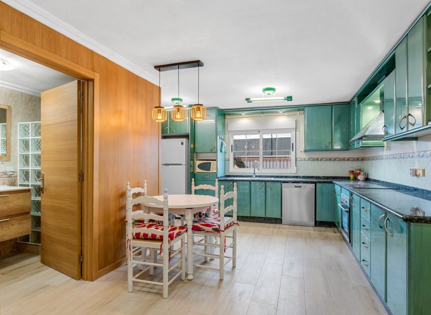 Herverkoop - Villa - Torrevieia - Torrevieja