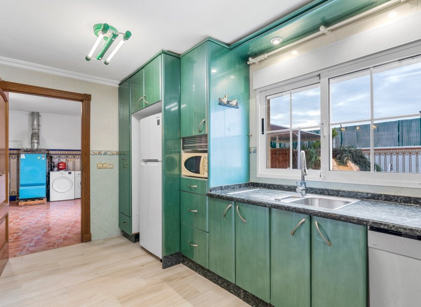 Herverkoop - Villa - Torrevieia - Torrevieja