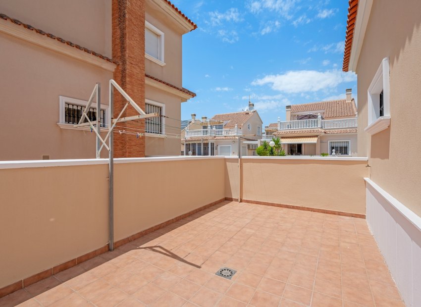 Herverkoop - Villa - Torrevieia - Torrevieja
