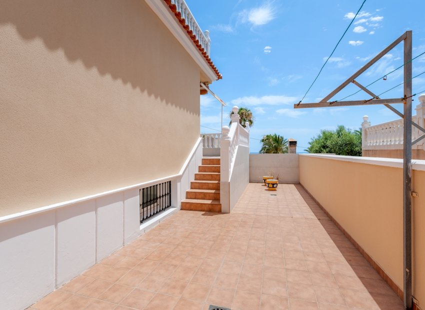 Herverkoop - Villa - Torrevieia - Torrevieja