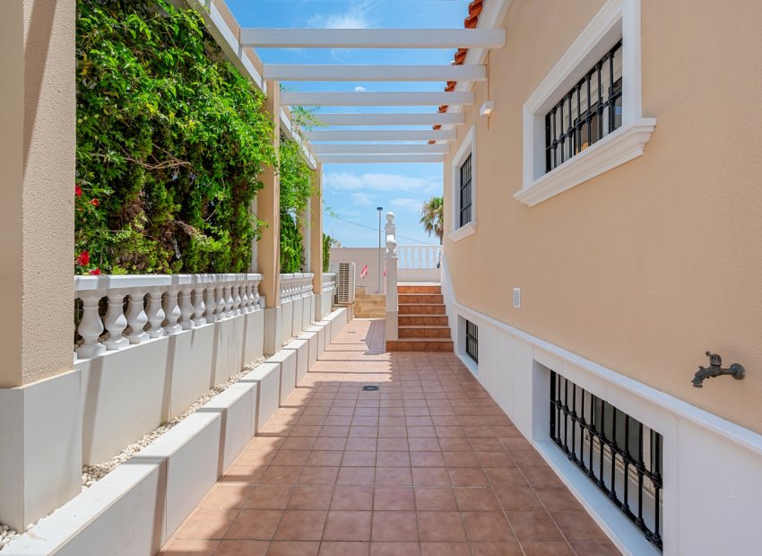 Herverkoop - Villa - Torrevieia - Torrevieja