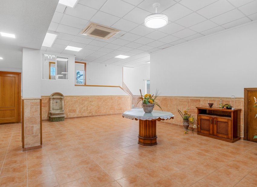 Herverkoop - Villa - Torrevieia - Torrevieja