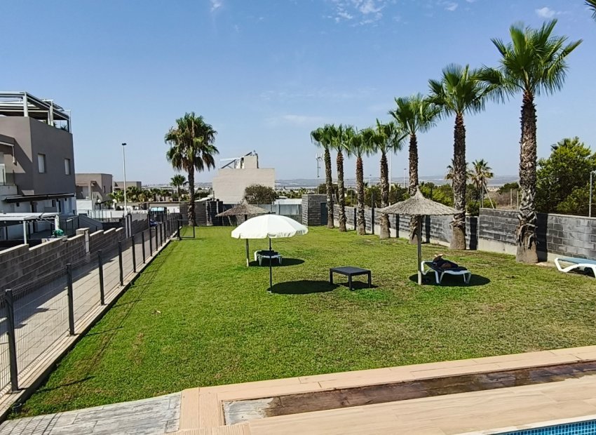 Herverkoop - Villa - Torrevieia - Torrevieja