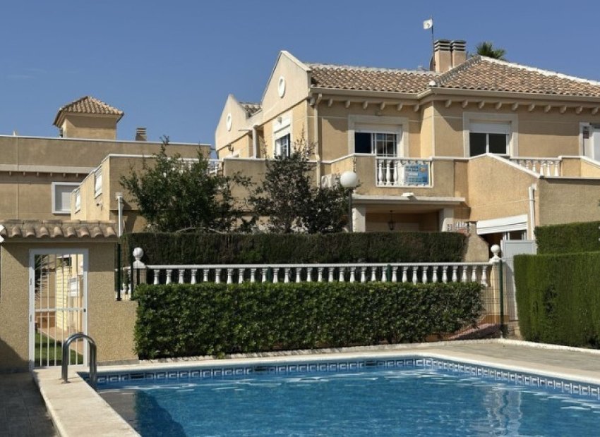 Herverkoop - Villa - Torrevieia - Torrevieja