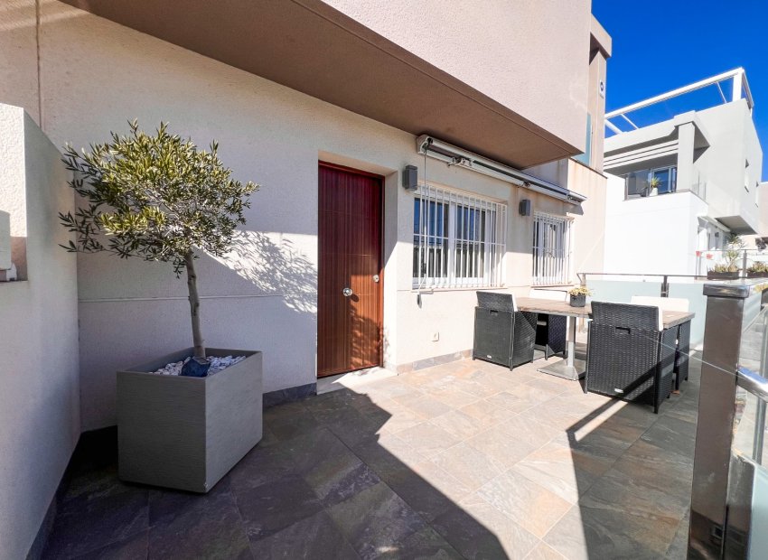 Herverkoop - Villa - Torrevieia - Torrevieja