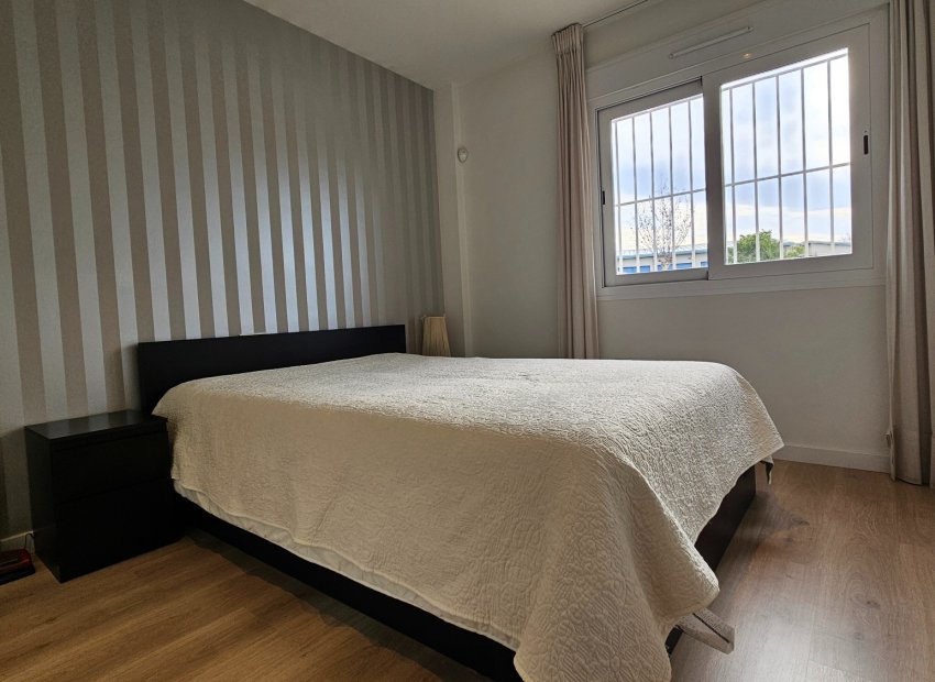 Herverkoop - Villa - Torrevieia - Torrevieja