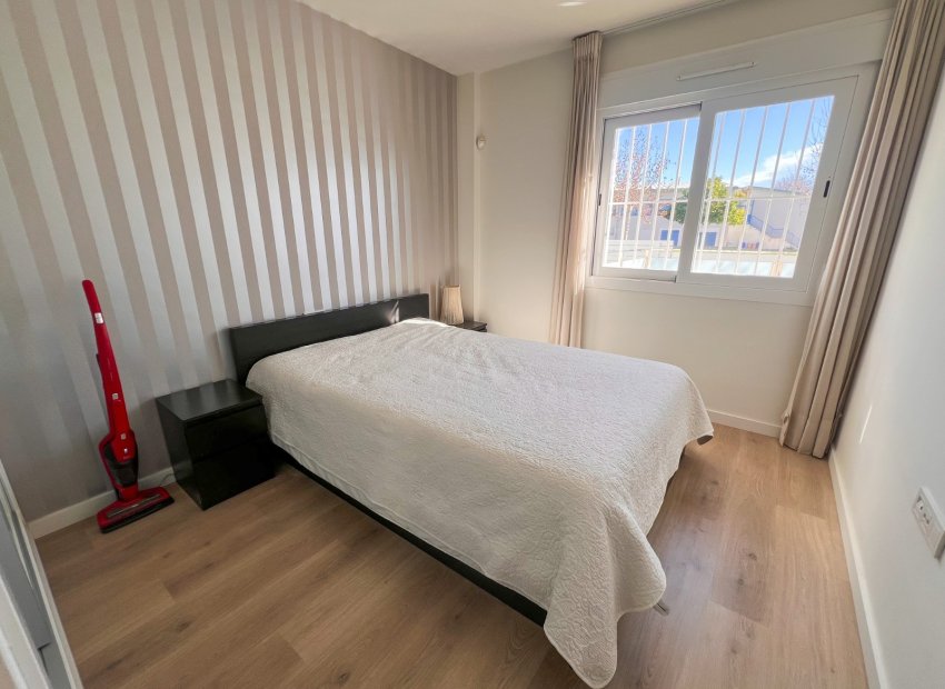 Herverkoop - Villa - Torrevieia - Torrevieja