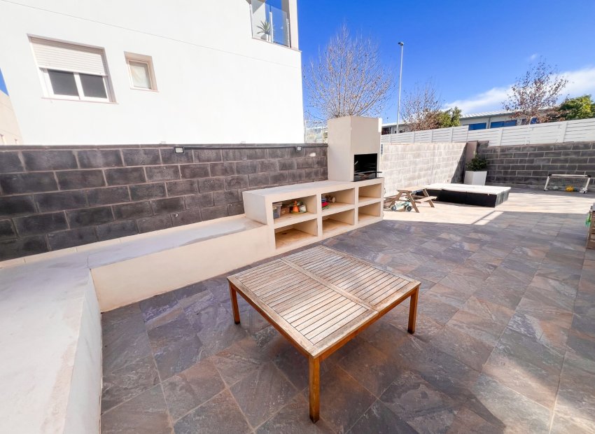 Herverkoop - Villa - Torrevieia - Torrevieja