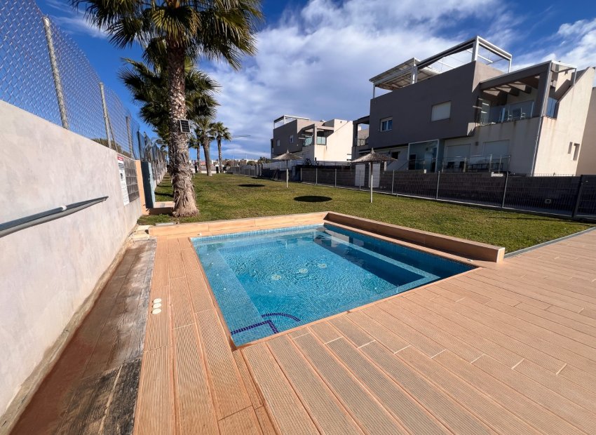 Herverkoop - Villa - Torrevieia - Torrevieja