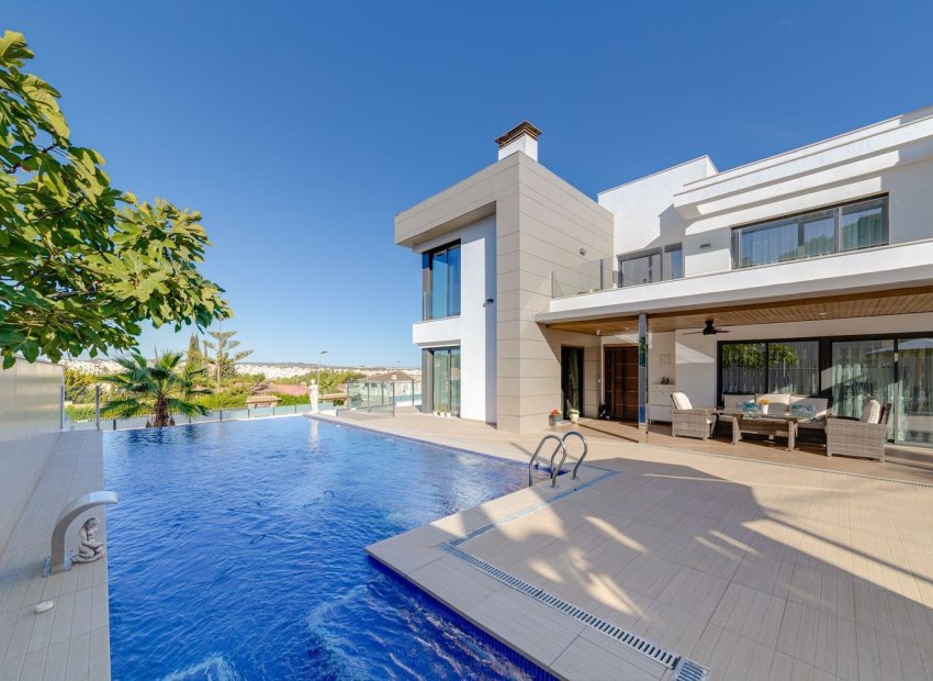 Herverkoop - Villa - Torrevieia - Torrevieja