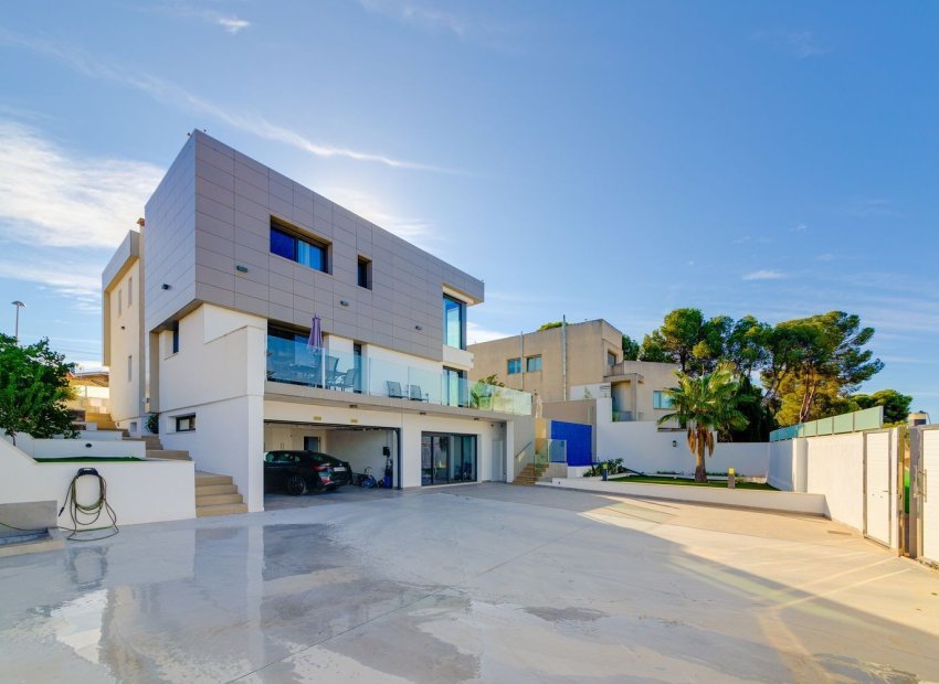 Herverkoop - Villa - Torrevieia - Torrevieja