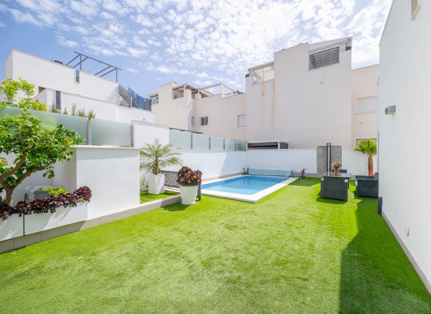 Herverkoop - Villa - Torrevieia - Torrevieja