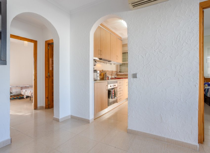 Herverkoop - Villa - Torrevieia - Urbanización San Luis