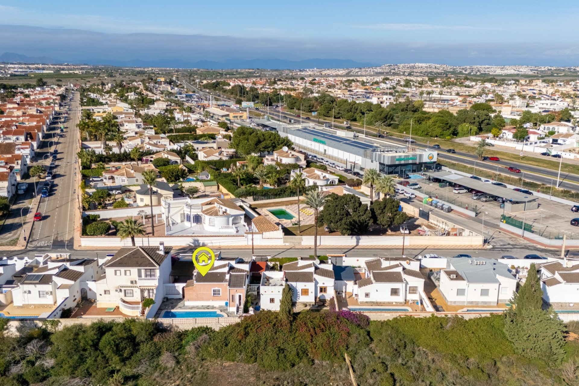 Herverkoop - Villa - Torrevieia - Urbanización San Luis