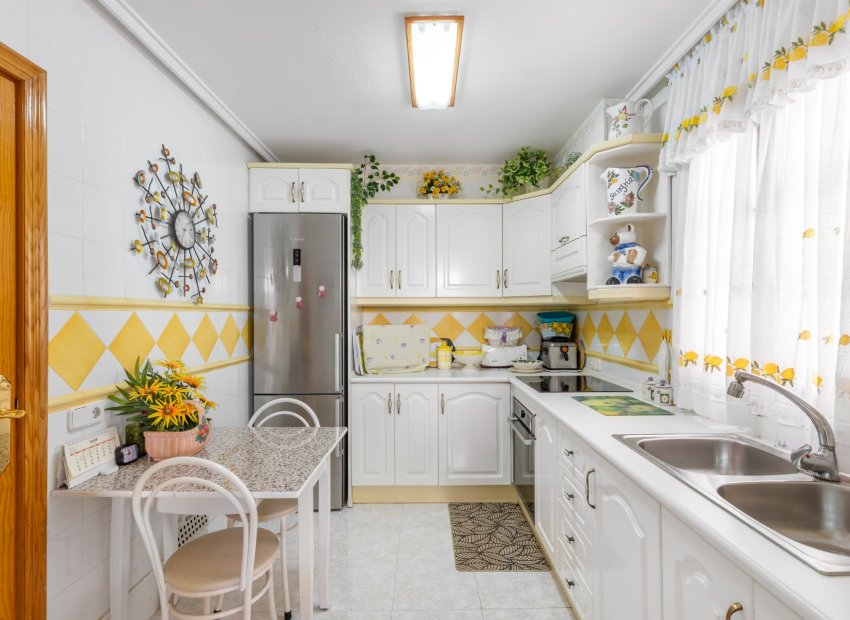 Herverkoop - Villa - Torrevieia - Zona los Frutales