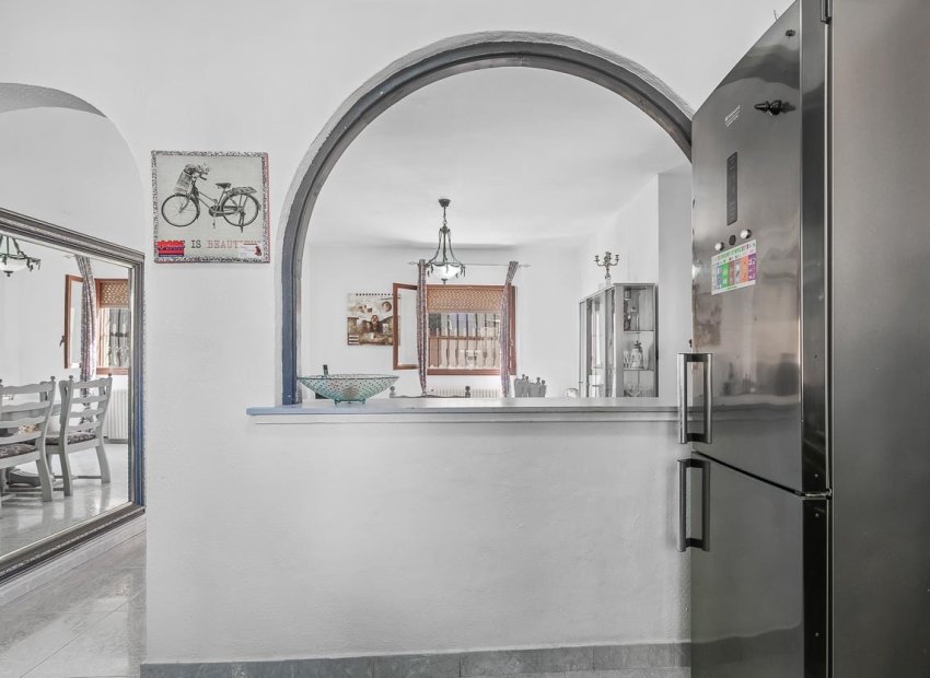 Herverkoop - Villa - Villamartín - Las Filipinas