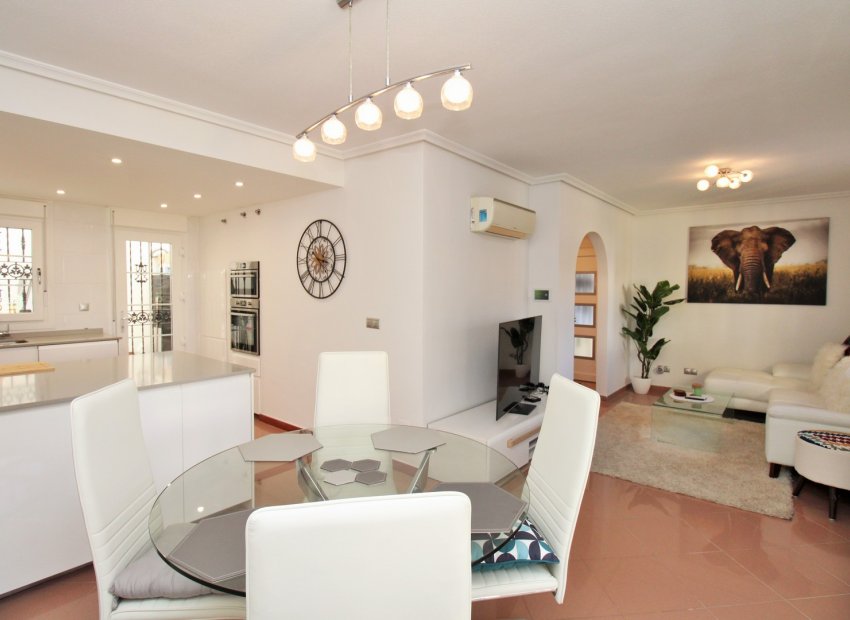 Herverkoop - Villa - Villamartín - Los Dolses