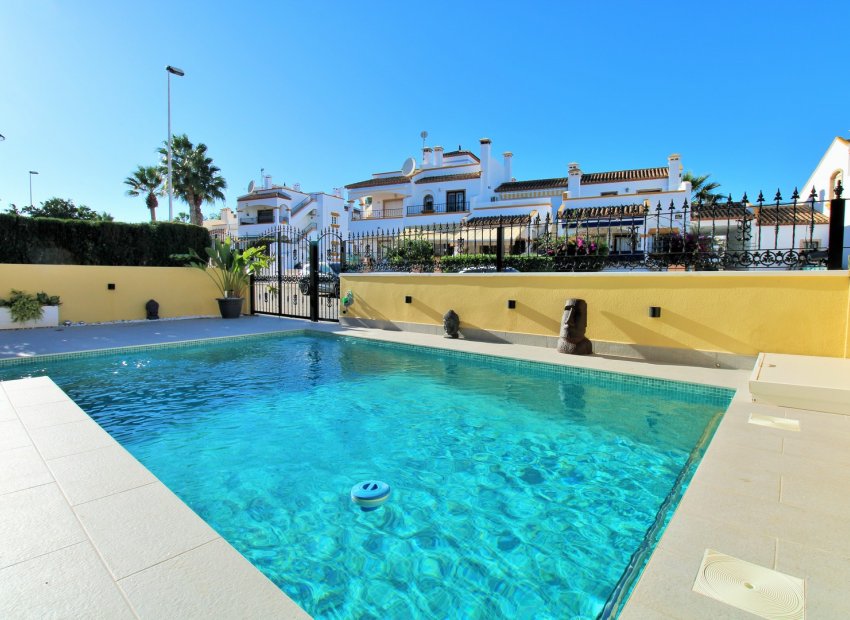 Herverkoop - Villa - Villamartín - Los Dolses