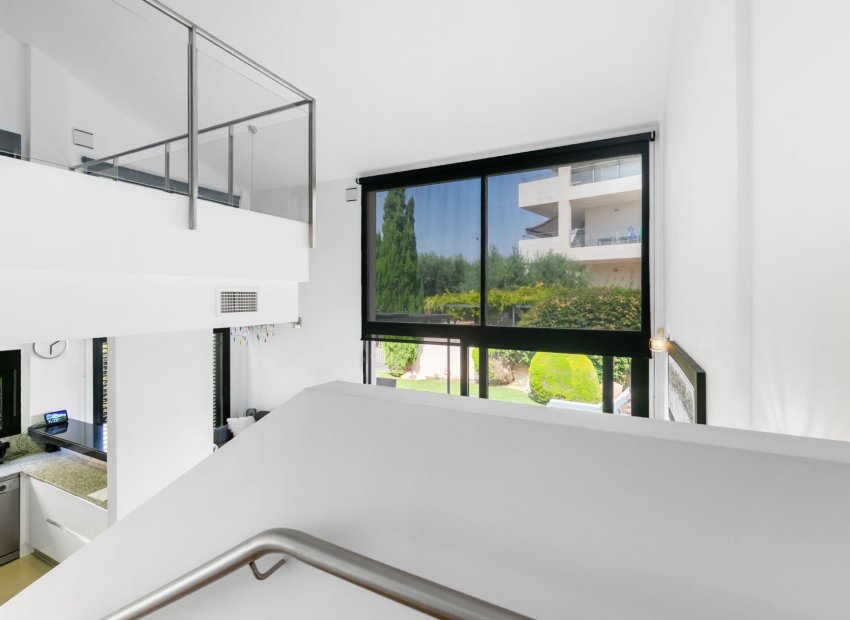 Herverkoop - Villa - Villamartín - Los Dolses