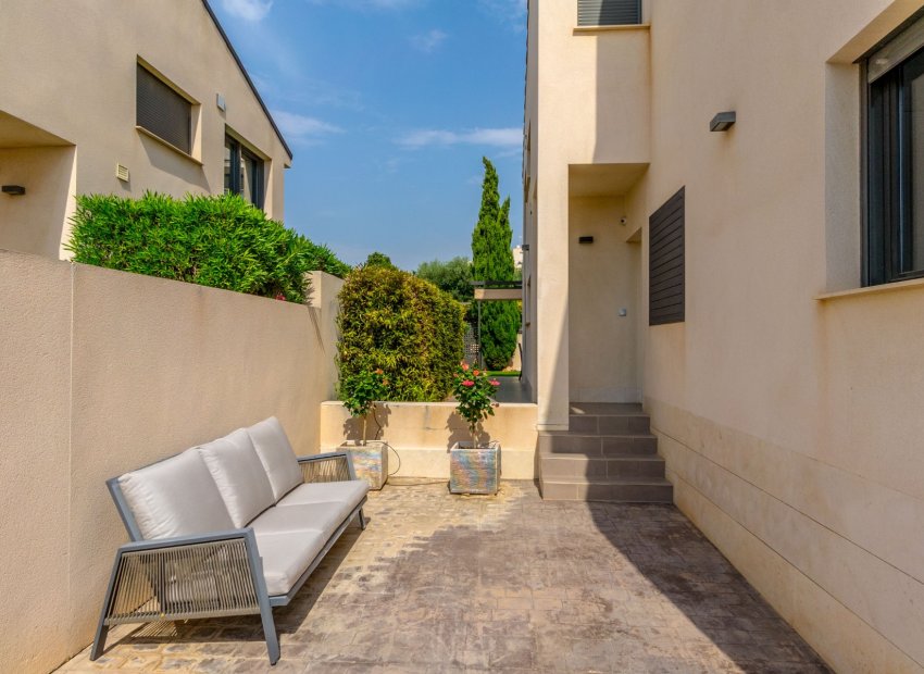 Herverkoop - Villa - Villamartín - Los Dolses