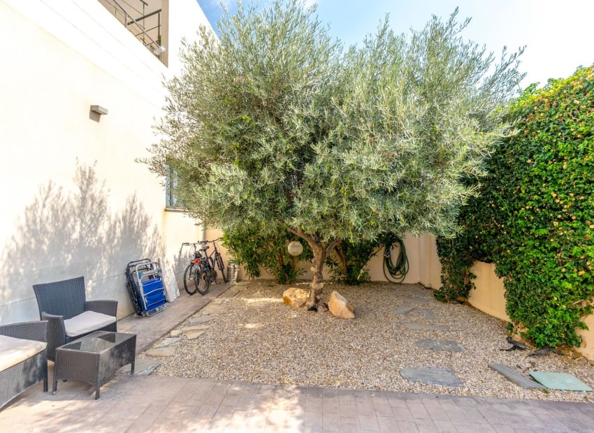 Herverkoop - Villa - Villamartín - Los Dolses