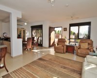 Herverkoop - Villa - Villamartín - PAU 8