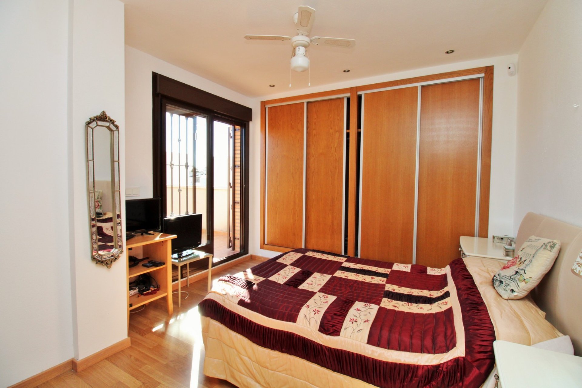 Herverkoop - Villa - Villamartín - PAU 8