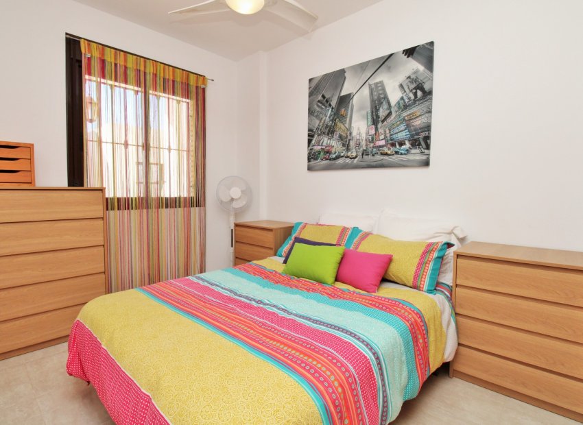 Herverkoop - Villa - Villamartín - PAU 8