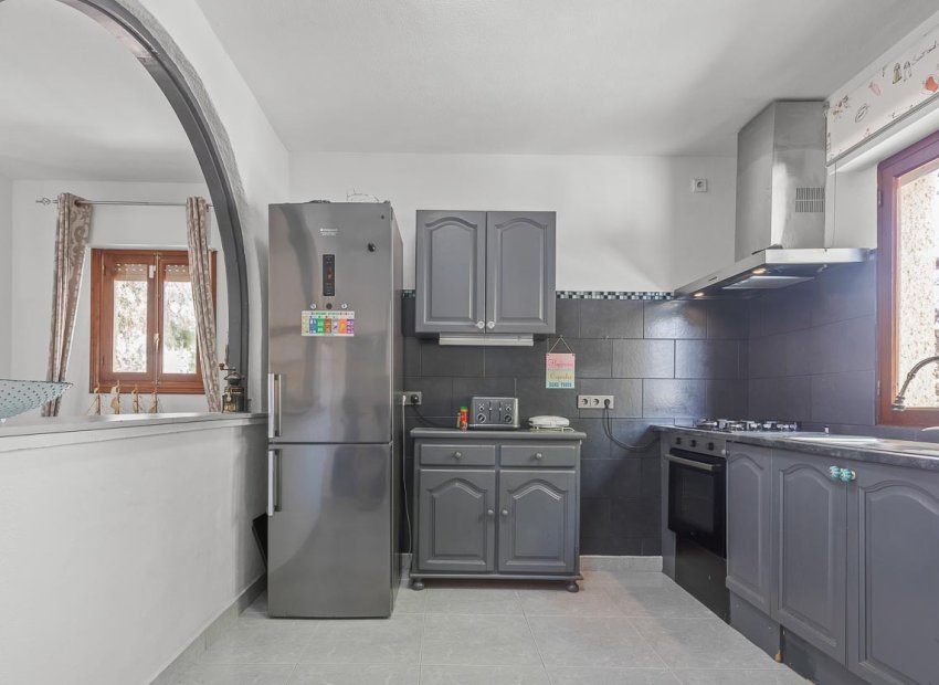 Herverkoop - Villa - Villamartín - Res. Las Filipinas