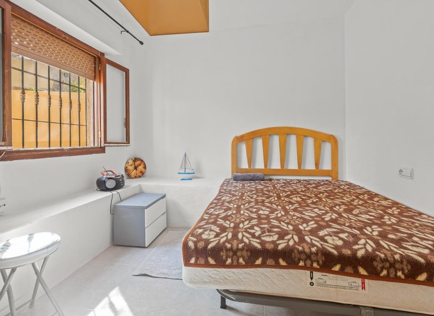 Herverkoop - Villa - Villamartín - Res. Las Filipinas