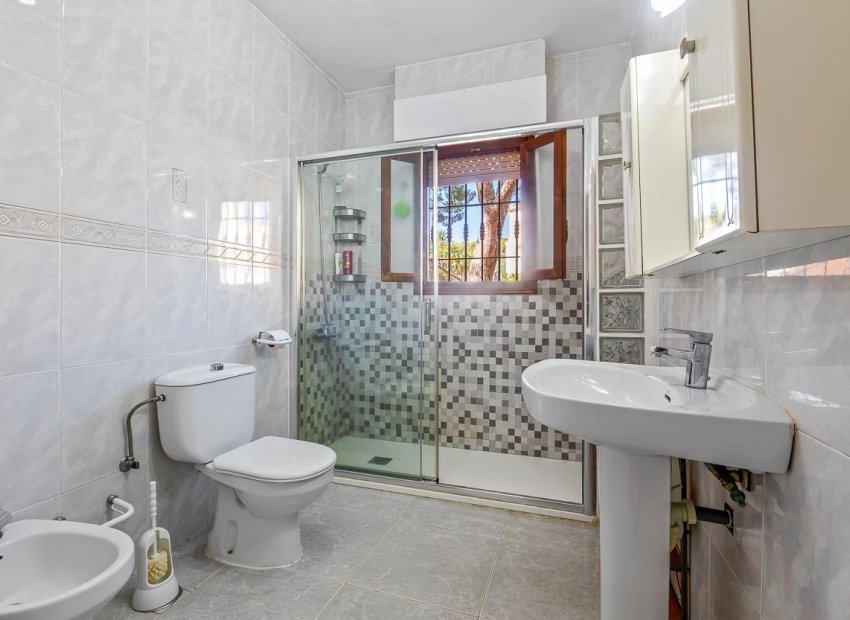 Herverkoop - Villa - Villamartín - Res. Las Filipinas