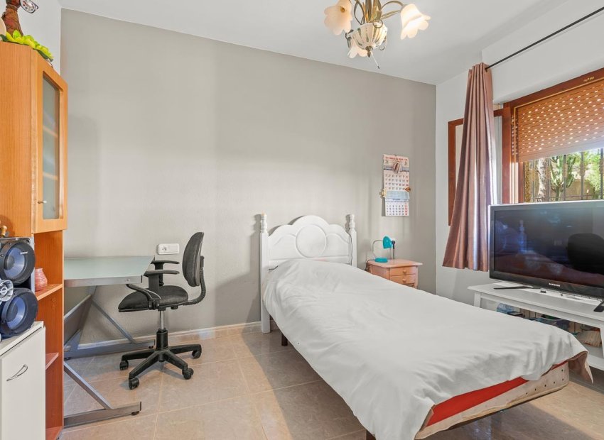 Herverkoop - Villa - Villamartín - Res. Las Filipinas