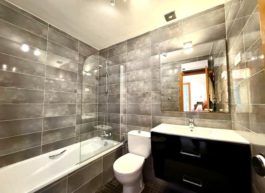 Herverkoop - Villa - Villamartín