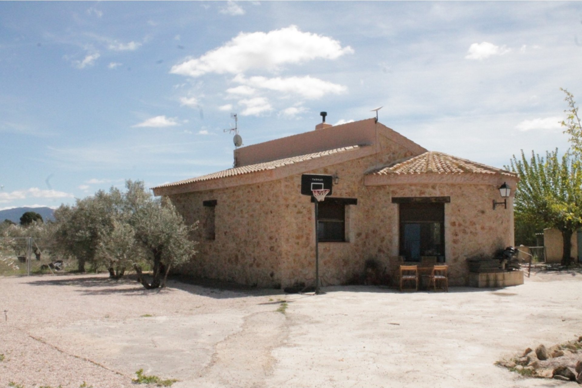 Herverkoop - Villa - Villena