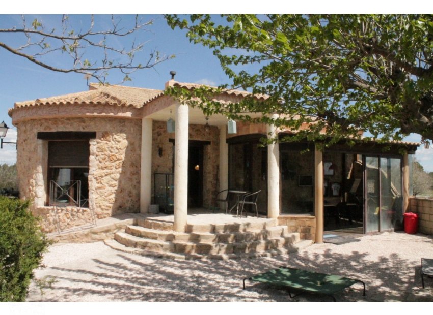 Herverkoop - Villa - Villena