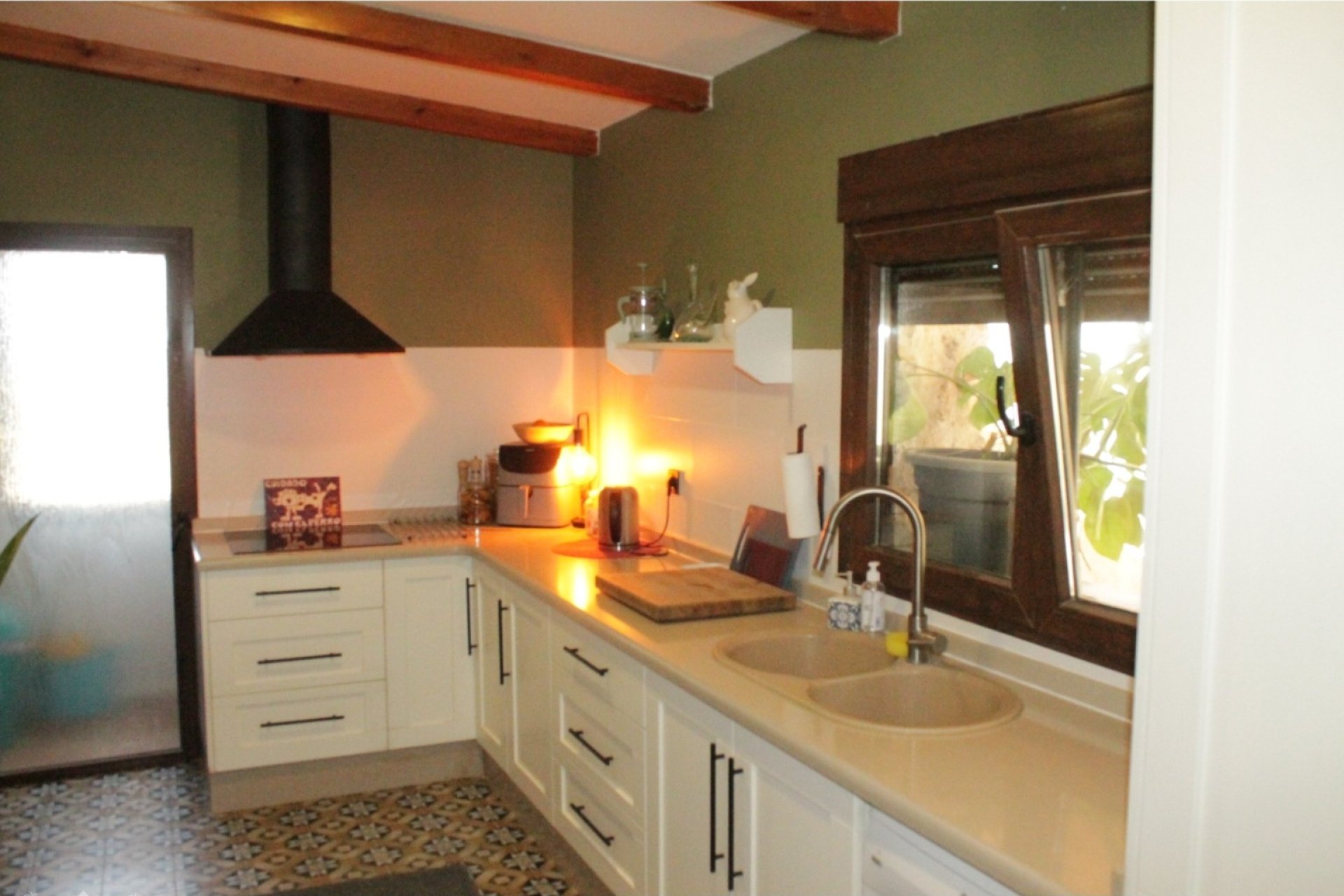 Herverkoop - Villa - Villena