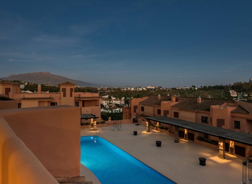 New Build - Apartment / flat - Benahavís