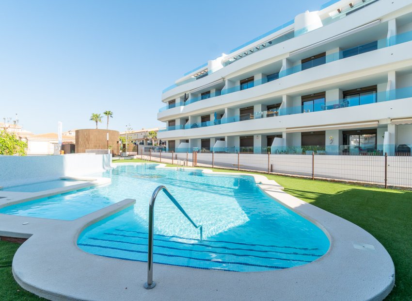New Build - Apartment / flat - Orihuela Costa
